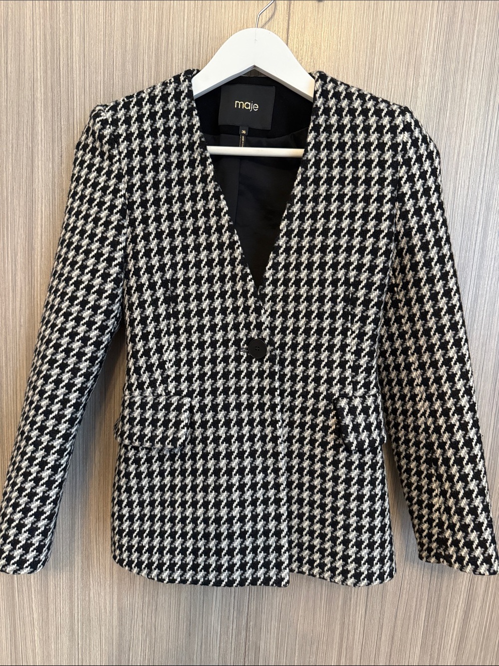 Maje Black & White Houndstooth Collarless as Single-Button Blazer- Wool Blend